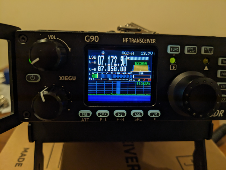 Close up picture of a Xiegu G90 Radio