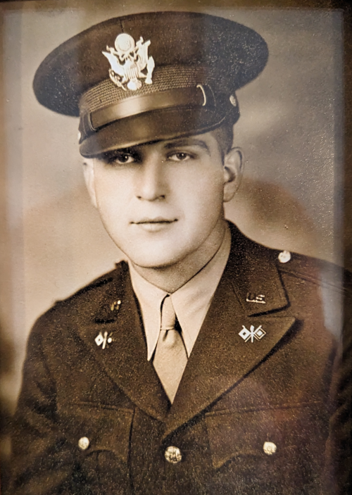 Picture of Fred Bean (call sign W1YTQ) in his Army dress uniform circa 1942
